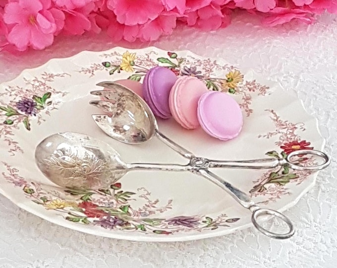 Vintage Italian Silver-Plated Scissor-Handle Salad Servers: Elegant Utensils for Tea Parties & Desserts