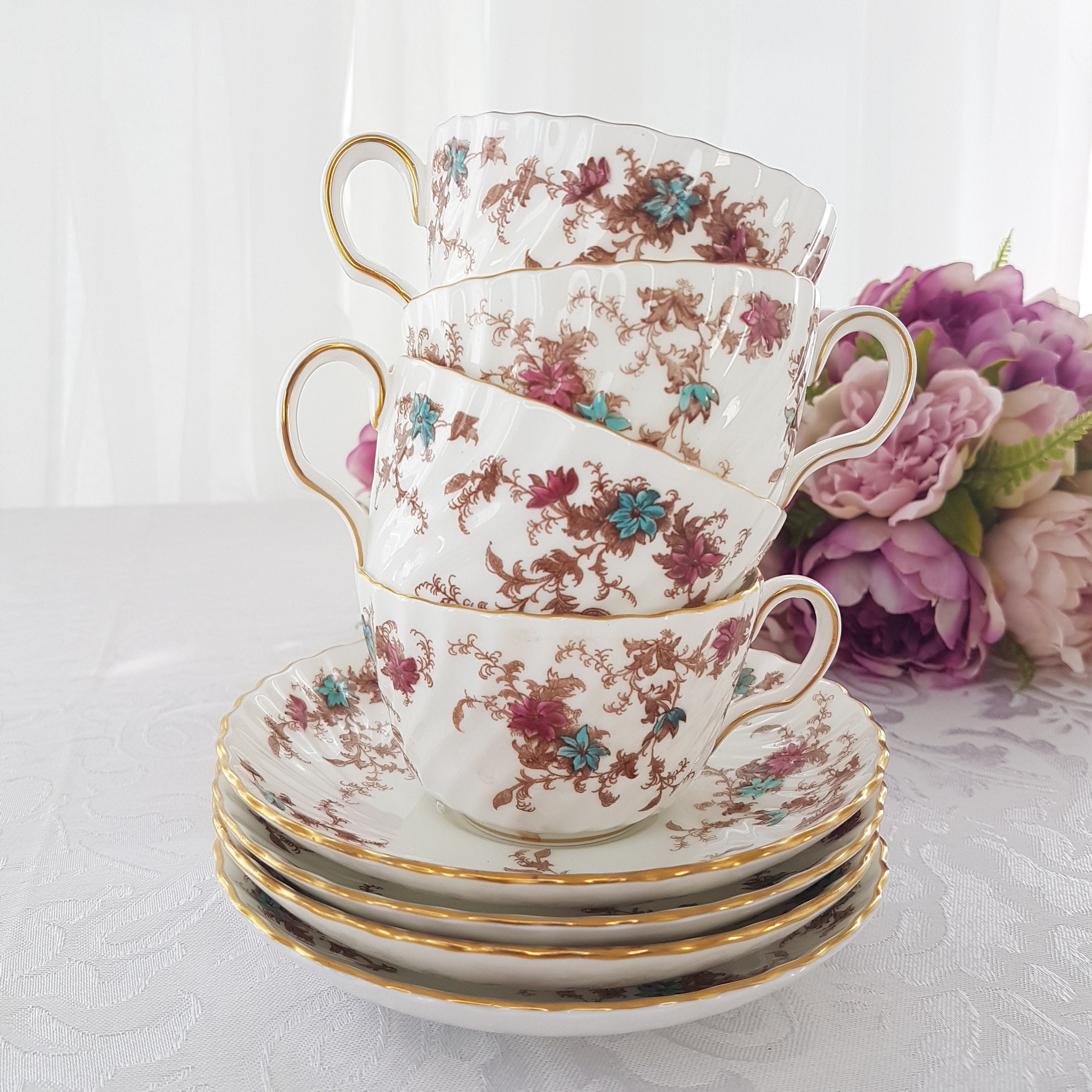 Set of 4 Minton Ancestral Teacups and Saucers, Bone China Set of 4 Minton Ancestral Teacups and Saucers, Bone China