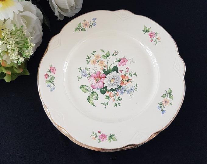 4pc Homer Laughlin SPRINGTIME Dinner Plates, Virginia Rose Shape, 9.5 Inch, 1950s
