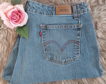 Vintage Levi's Red Tab Capri Jeans - Plus Size Cropped Denim, Size 20