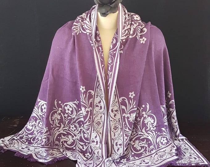 Vintage Purple Floral Pashmina Wrap: Elegant Evening Shawl for Special Occasions and Weddings
