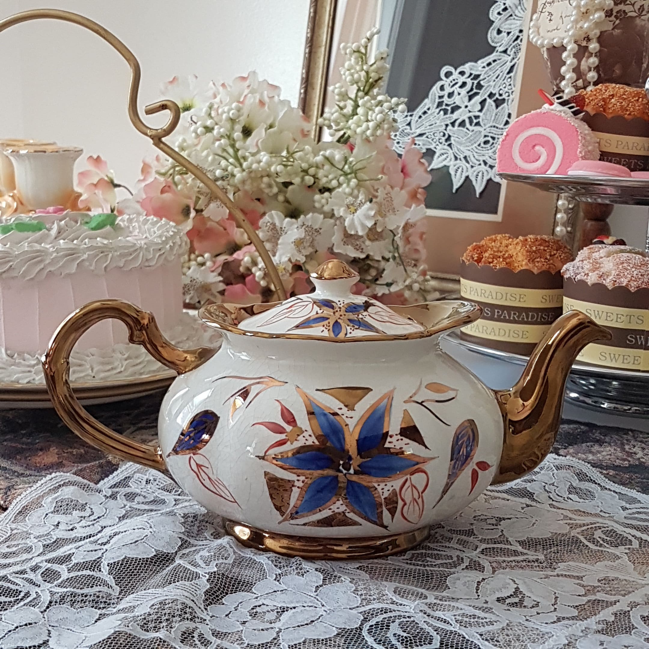 Vintage Price Kensington Teapot, 4 Cup, Hand Decorated Bold Blue Flower