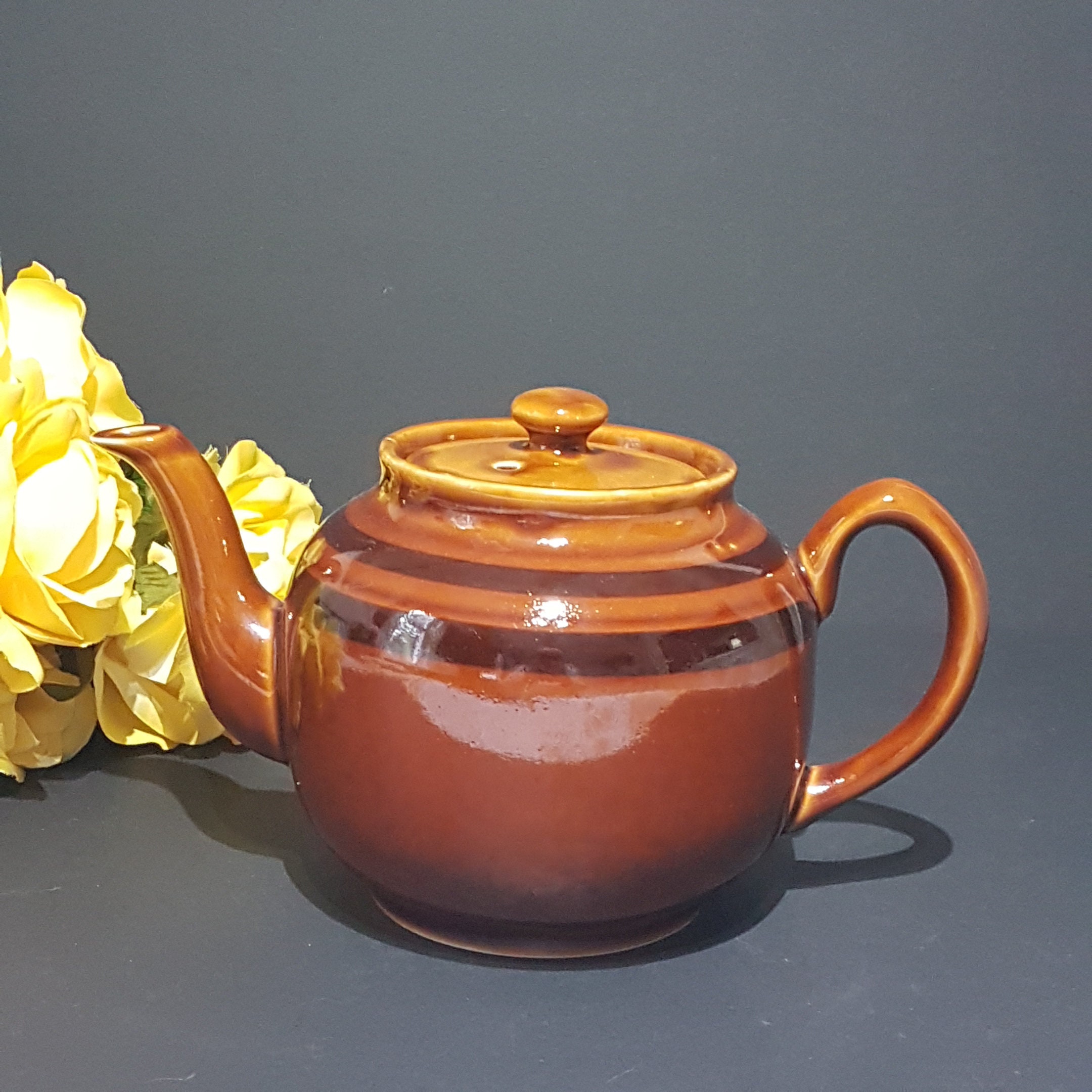 Vintage Sadler Brown Betty Teapot, Large Full Size, 7 Cup, Brown with