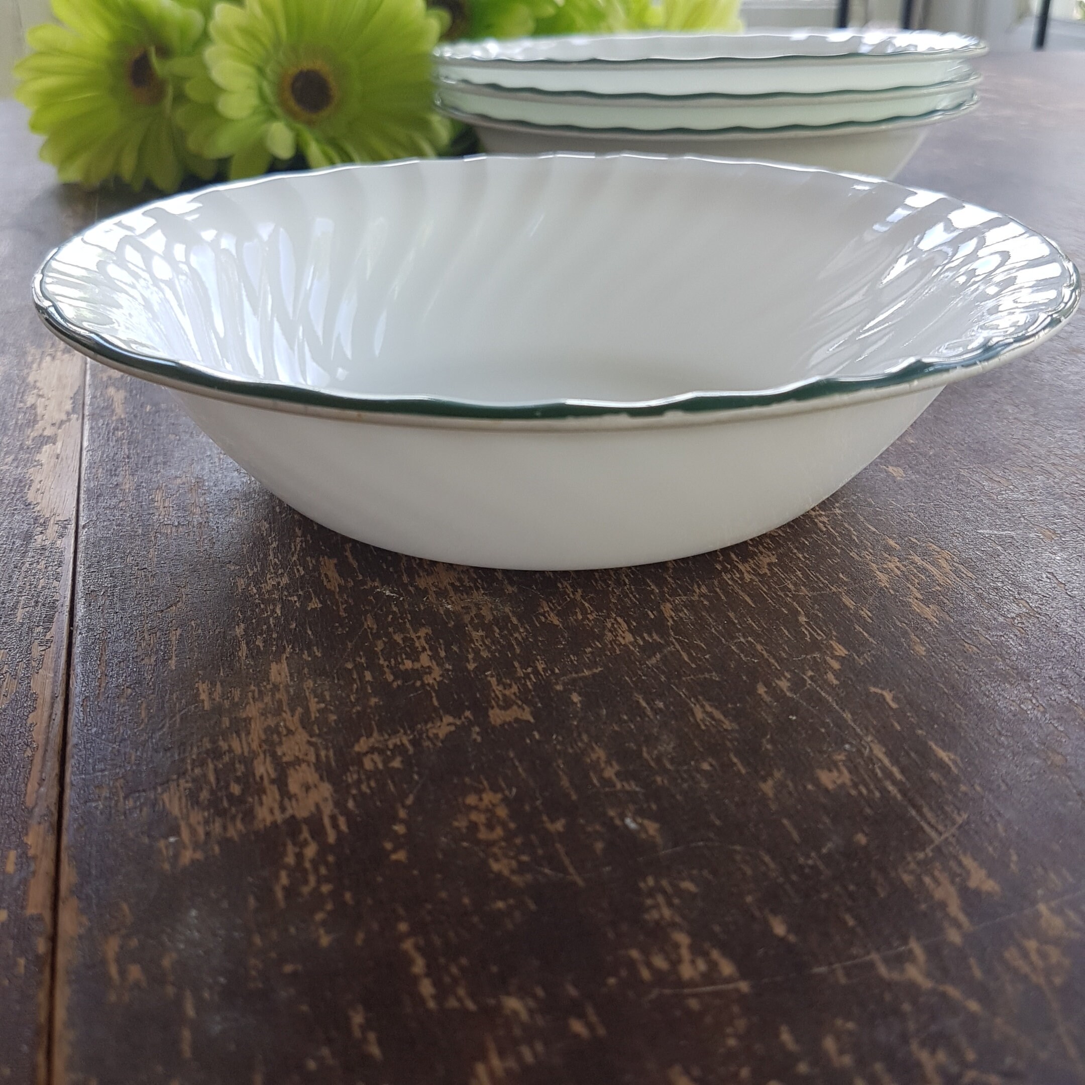 Corelle by Corning CALLAWAY Soup Cereal Bowl, Set of 4, White Swirl Rim