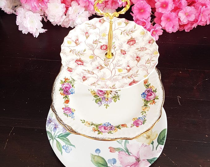 Elegant Floral Three-Tier Cake Stand: Versatile Serving Tray for Desserts, Sandwiches & Tea Parties