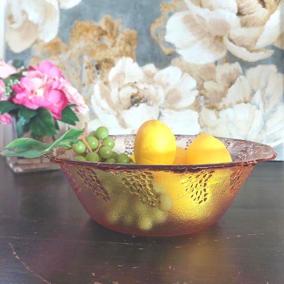 KIG Grape Cluster Pink Glass Serving Salad Bowl - Decorative Fruit Centerpiece Large Mixing Dish