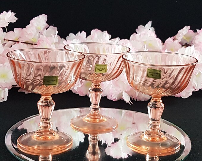 Pink Swirl Champagne Glasses, Arcoroc ROSALINE, Set of 3, Luminarc Cristal Darques, Made in France