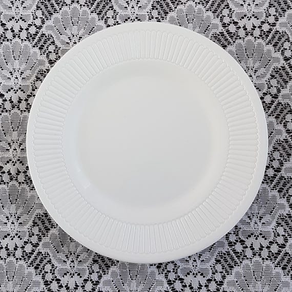 Martha Stewart Everyday Balustrade 7.75 inch Salad Plates