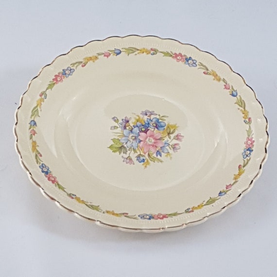 Antique JG Meakin Sunshine Side Plates Set of 4, Cream Floral Pattern, England 1912