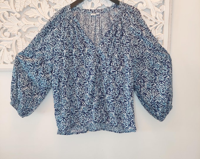 GAP Blue Ditsy Floral Pintuck Blouse XL Balloon Sleeves