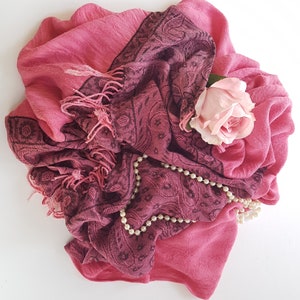 Vintage Simon Chang Pink & Black Evening Shawl - Elegant Shoulder Wrap for Formal Events