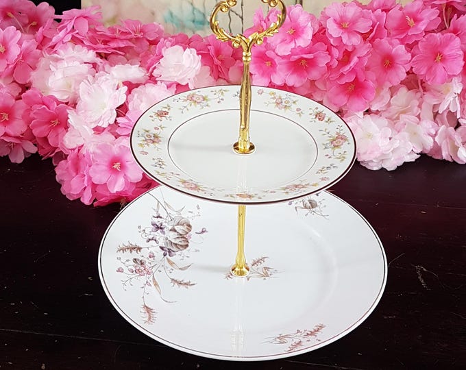 Elegant 2-Tier Jewelry Tray & Cake Stand for Tea Parties, Trinkets, Desserts - Chic Centerpiece