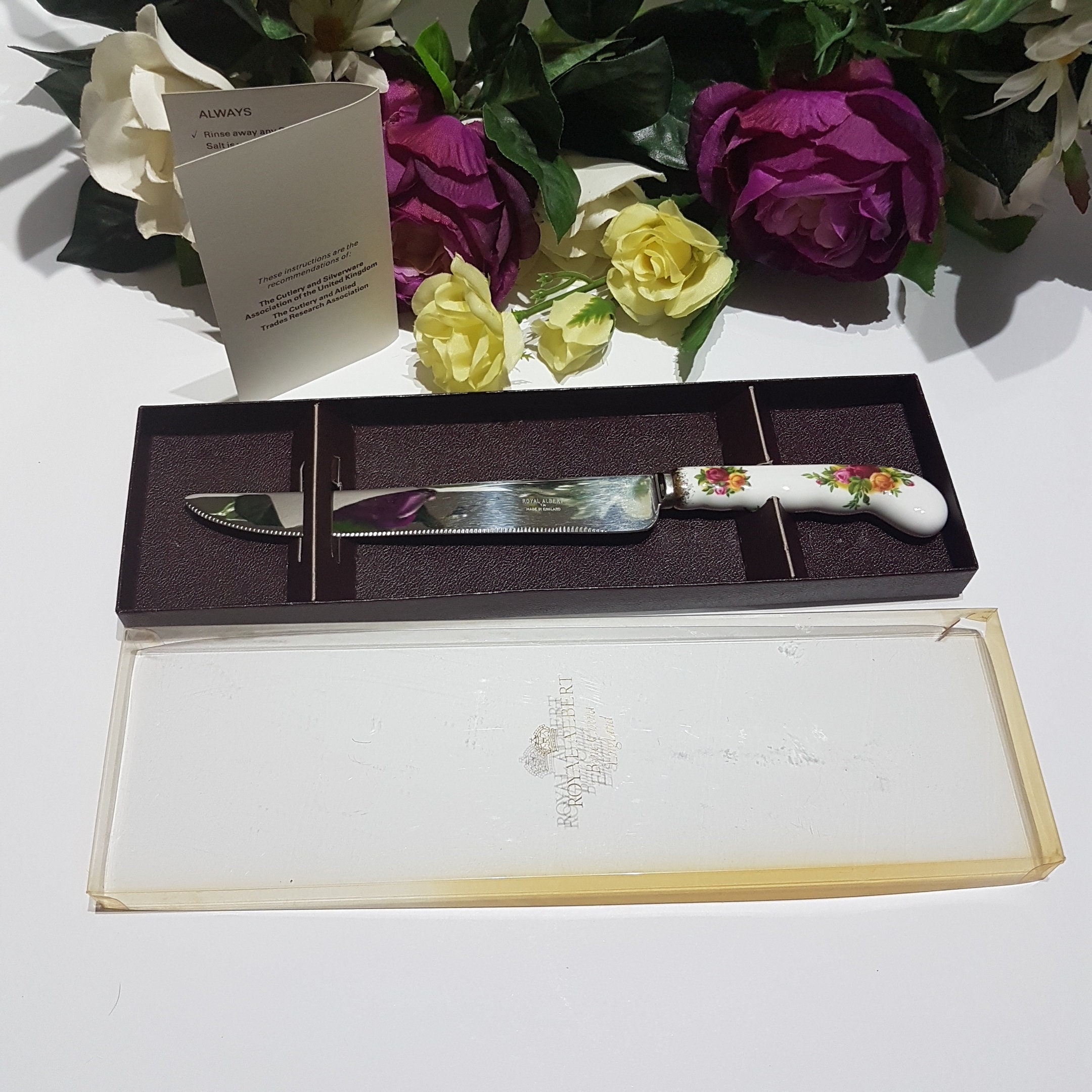 Vintage Royal Albert Old Country Roses Cake Knife, English Bone China