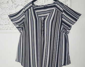 Elegant Plus Size Black Striped Flutter Sleeve Blouse for Office, Casual Wear - 2X