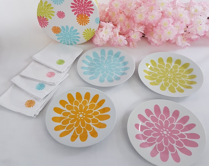 Ceramic Plate Set with Matching Luncheon Napkins, 8 pc Boxed Set