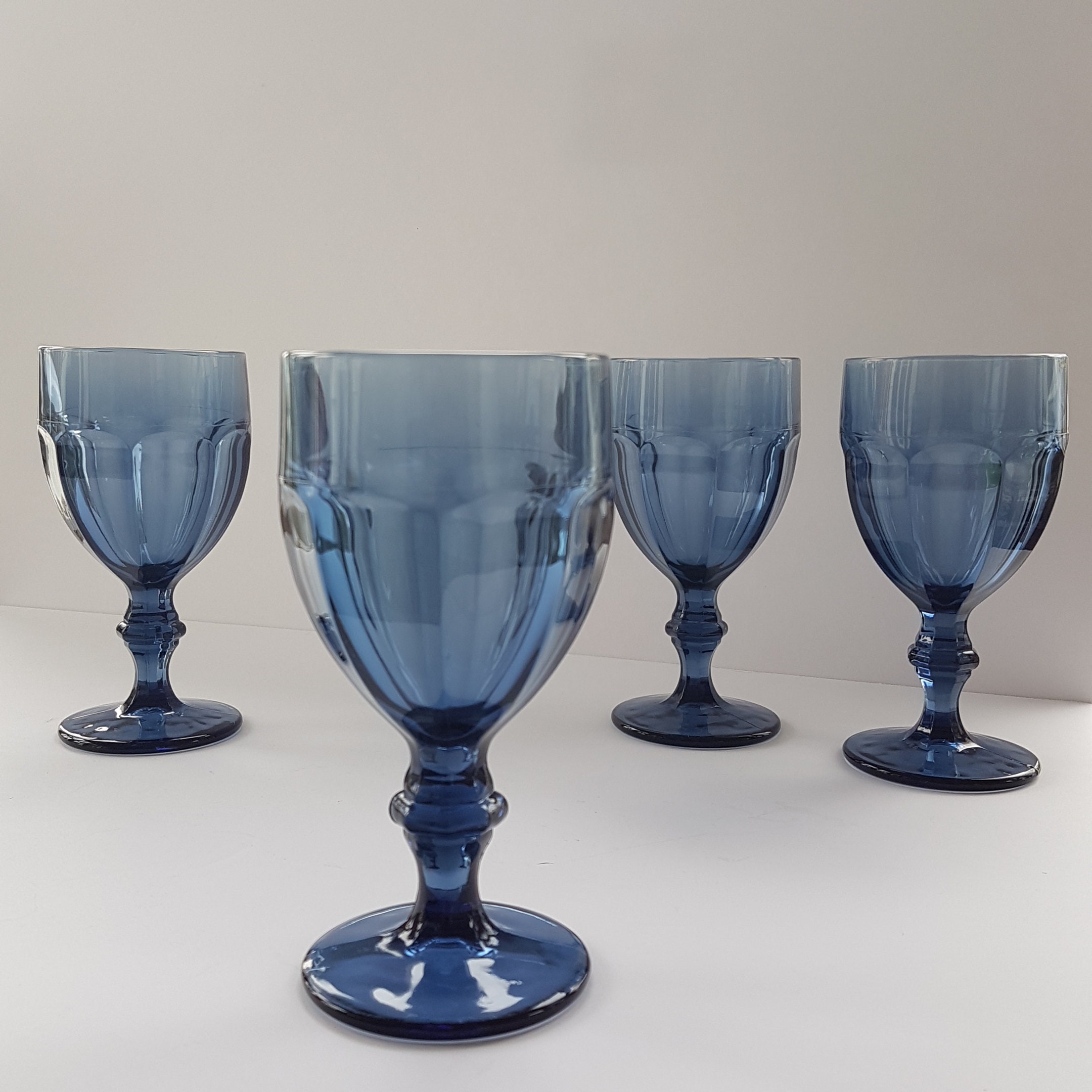 Set of 4 Libbey Sirrus Blue 12 Ounce Wine Goblets Concentric Rings Tall  Drinking Glasses Wine Glass Vintage Barware 