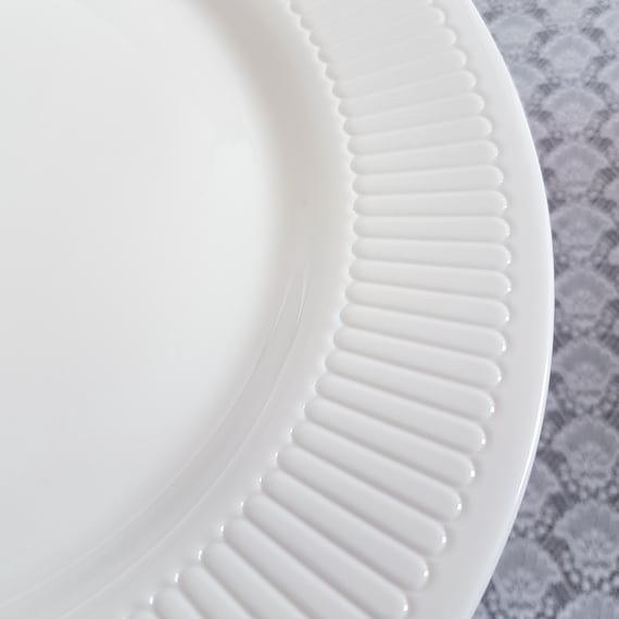 Martha Stewart Everyday Balustrade White Milk Glass Dinner Plate Vintage Dinnerware