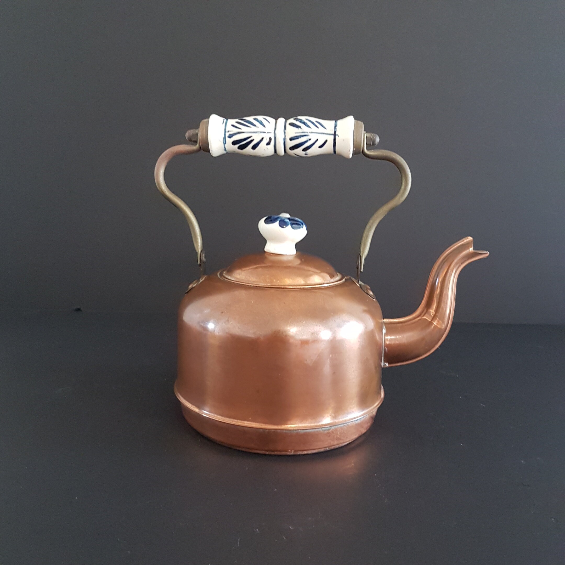 Vintage Copper Tea Kettle with Delft Blue Porcelain Handle & Knob, 5