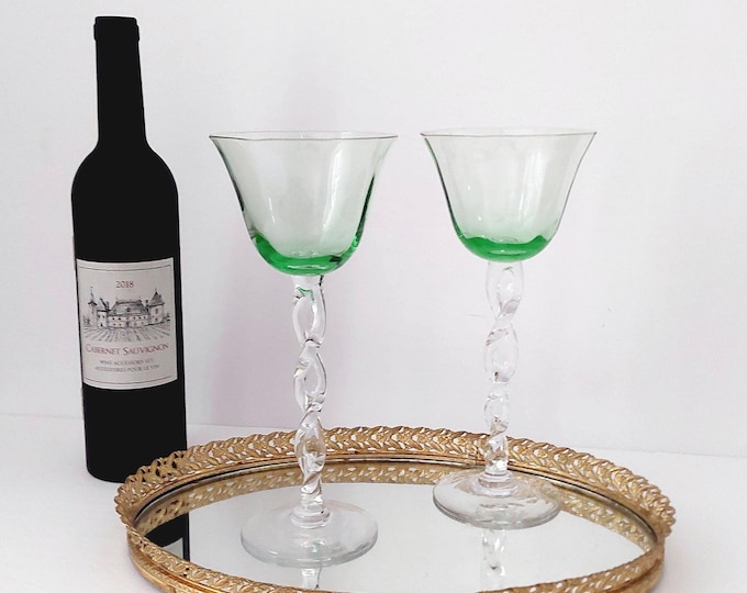 Elegant Hand-Blown Green Wine Glasses with Twisted Stem - Unique Wedding Housewarming Gift
