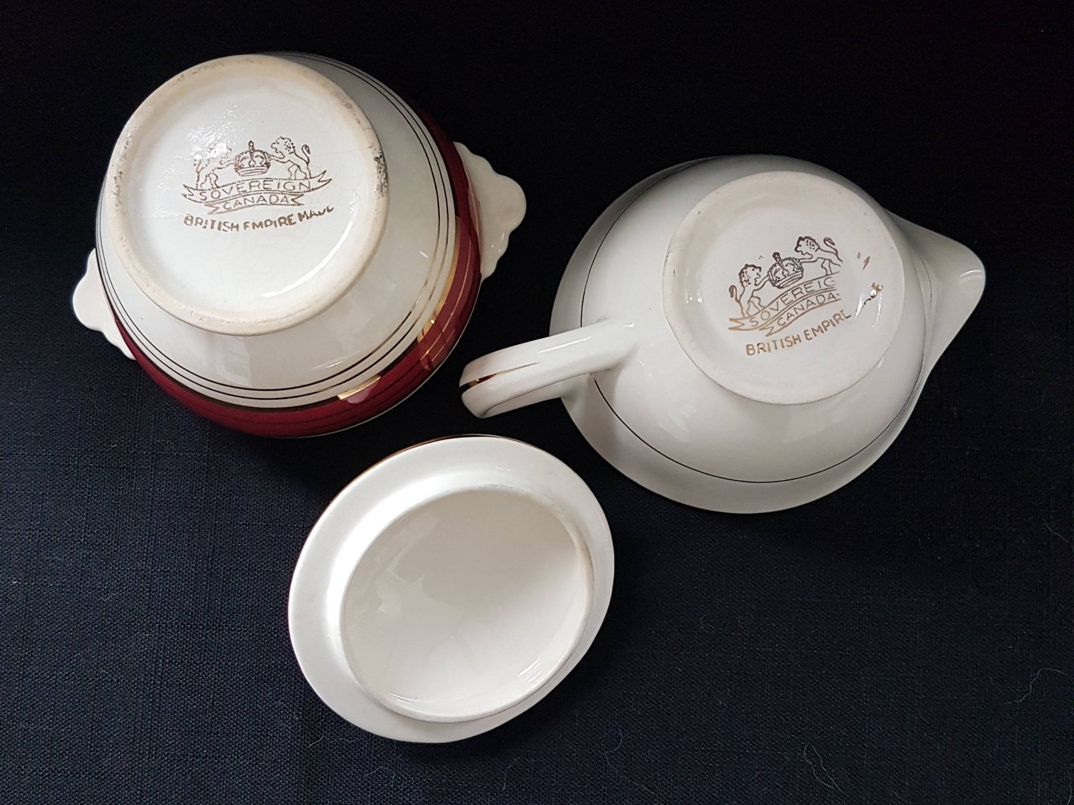 Sovereign Canada, British Empire Made, Cream and Sugar Set