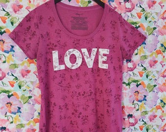 Mickey Minnie Kissing 2XL Pink Short Sleeve LOVE T-Shirt Disney Store