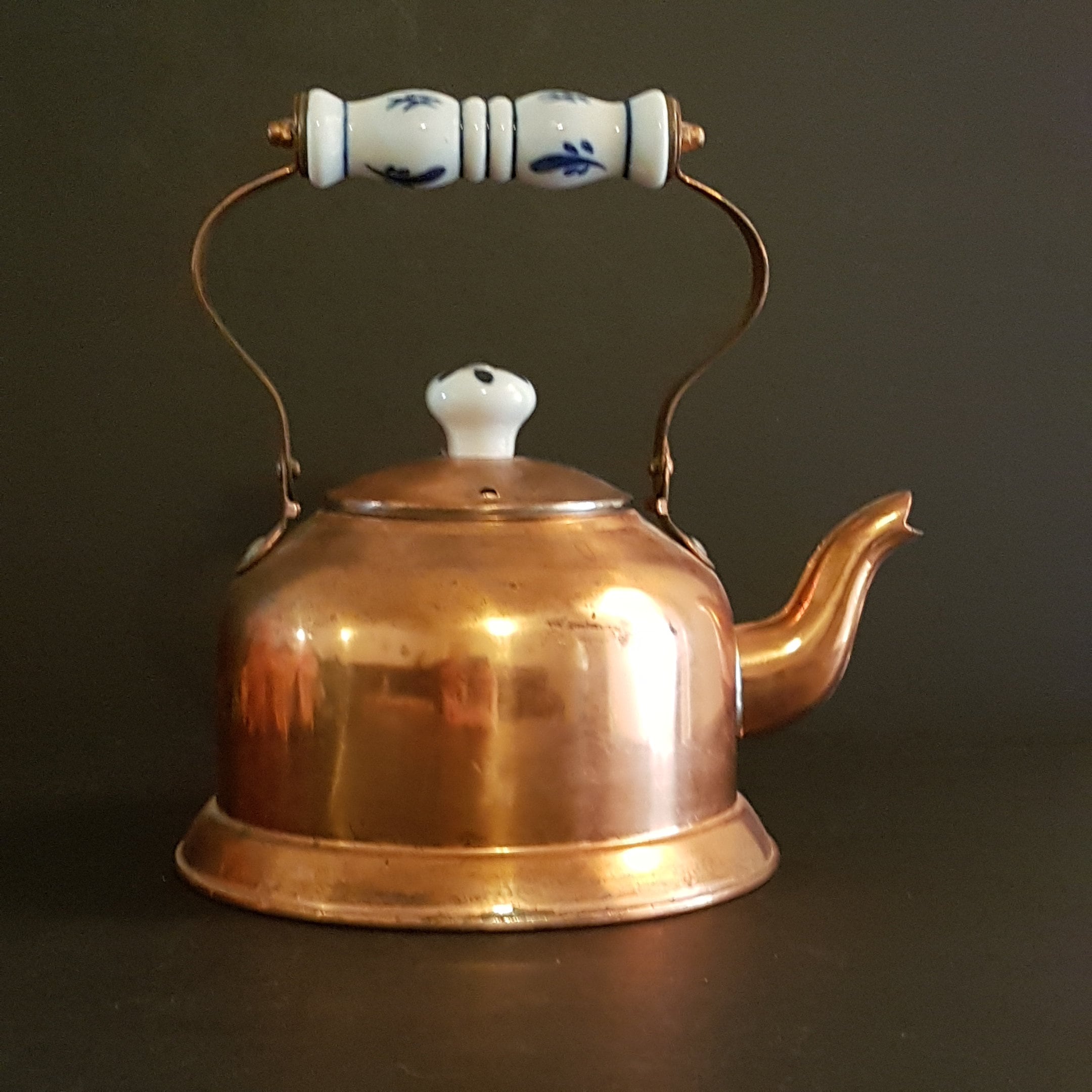 Vintage Copper Stovetop Tea Kettle Delft Blue Porcelain Handle & Lid