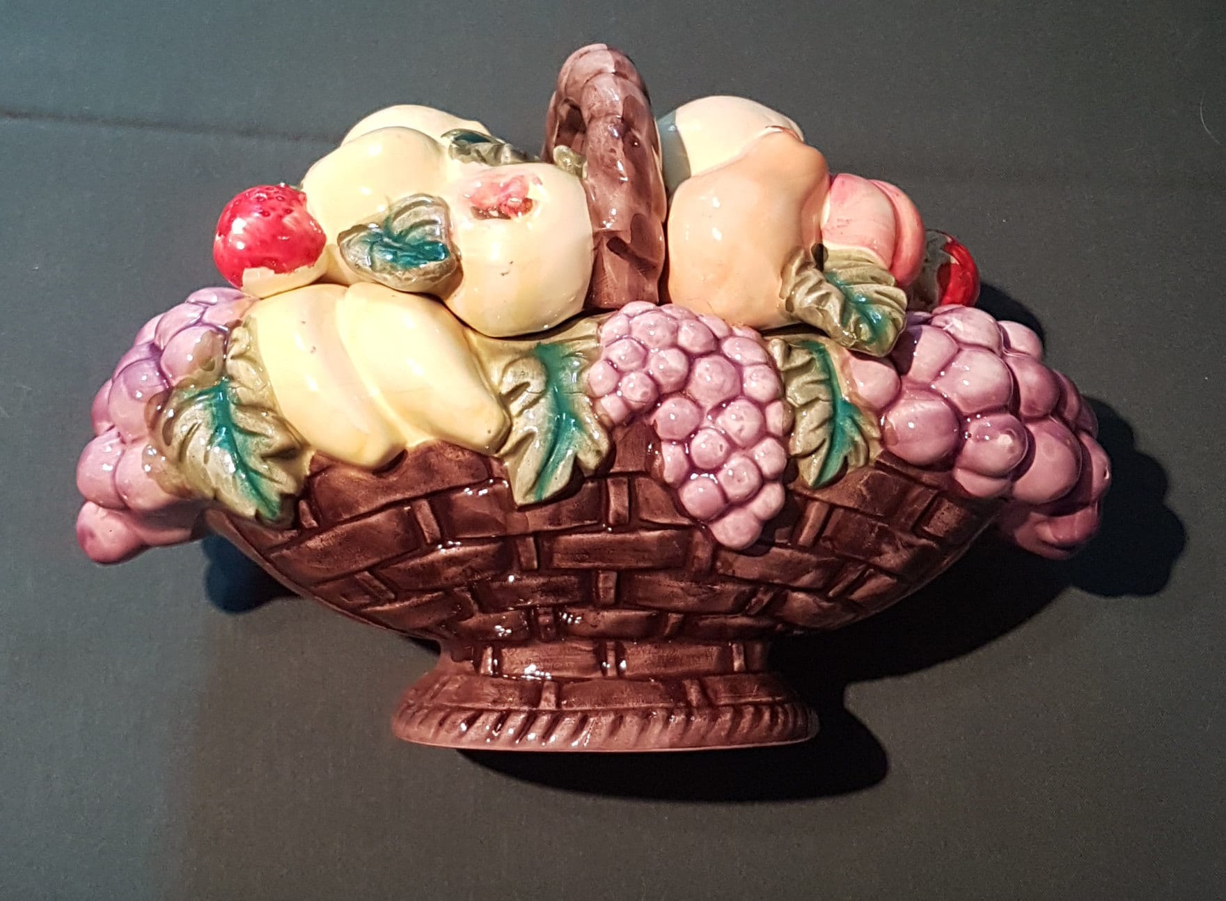 Ceramic fruit clearance centerpiece