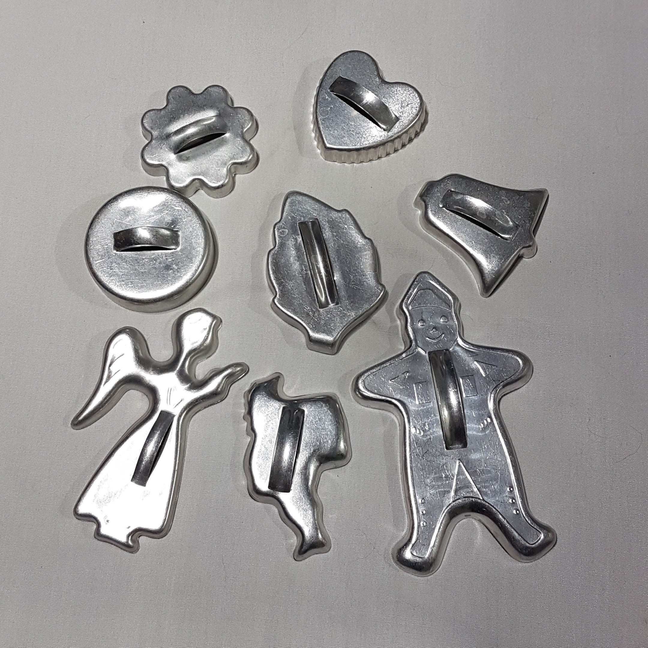 Lot of 8 Vintage Tin Aluminum Cookie Cutters, Biscuit Cutters, 1940's