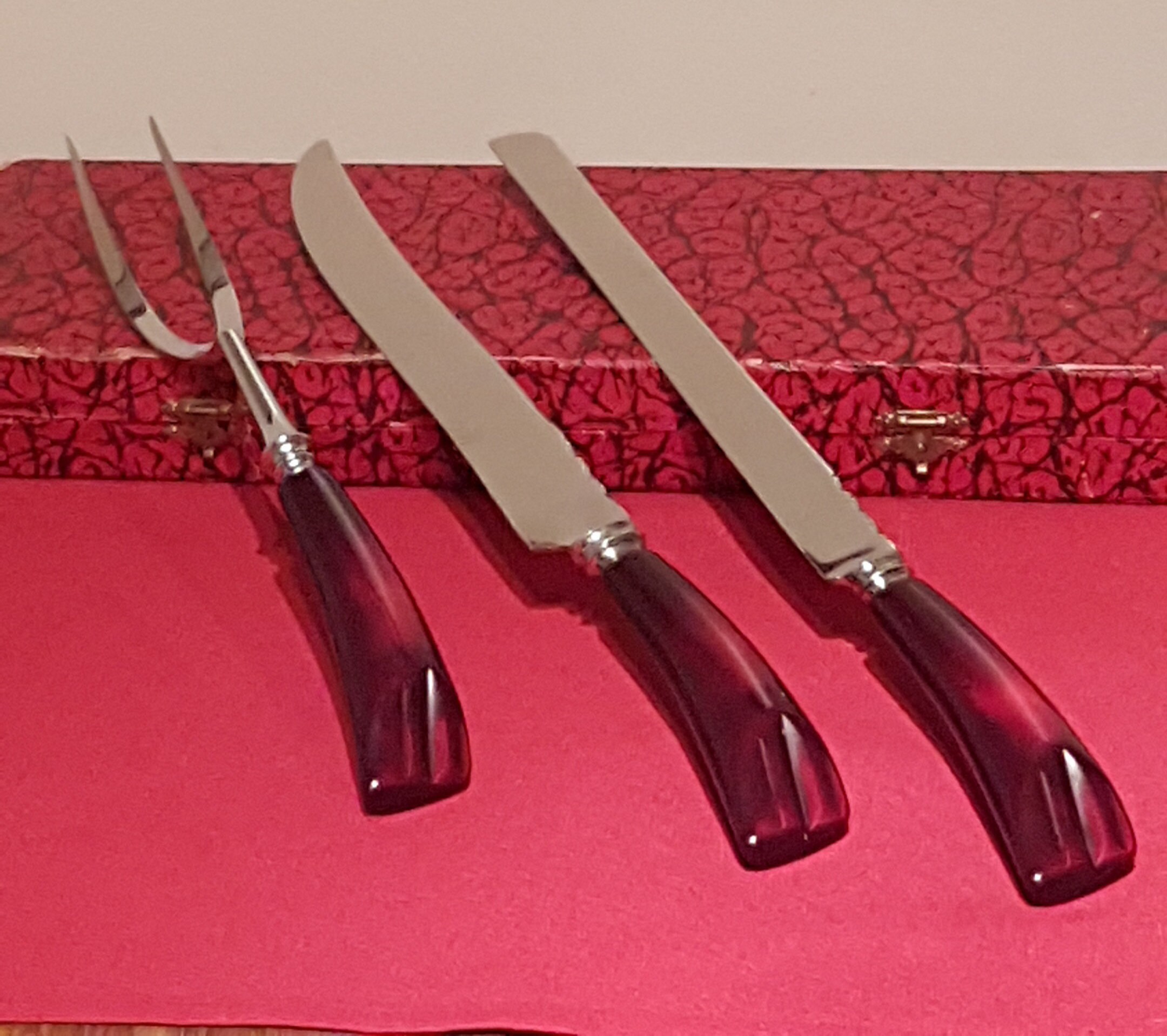 Vintage GloHill 3 piece Meat Carving Set, Turkey Carving Set, MCM Red