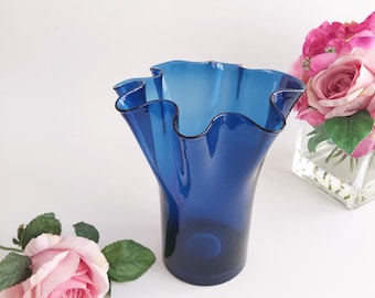 ヴィンテージ ハンド ブロー コバルト ブルー 花瓶 - 削りポンティル底