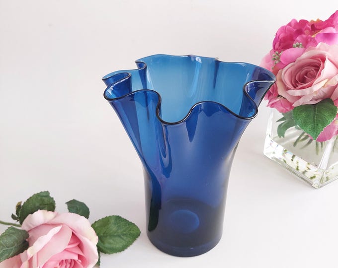 Cobalt Blue Blown Glass Flower Vase with Ruffled Edge (8 inch)