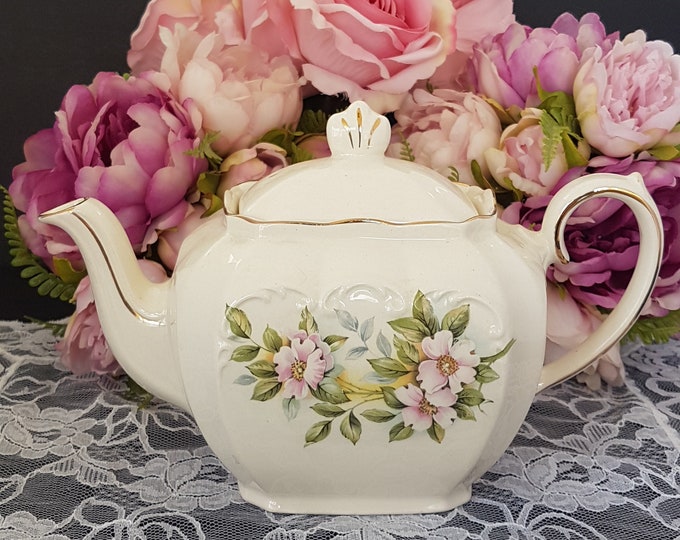 Vintage English Sadler Cube Tea Pot, 5 Cup - FLAWED