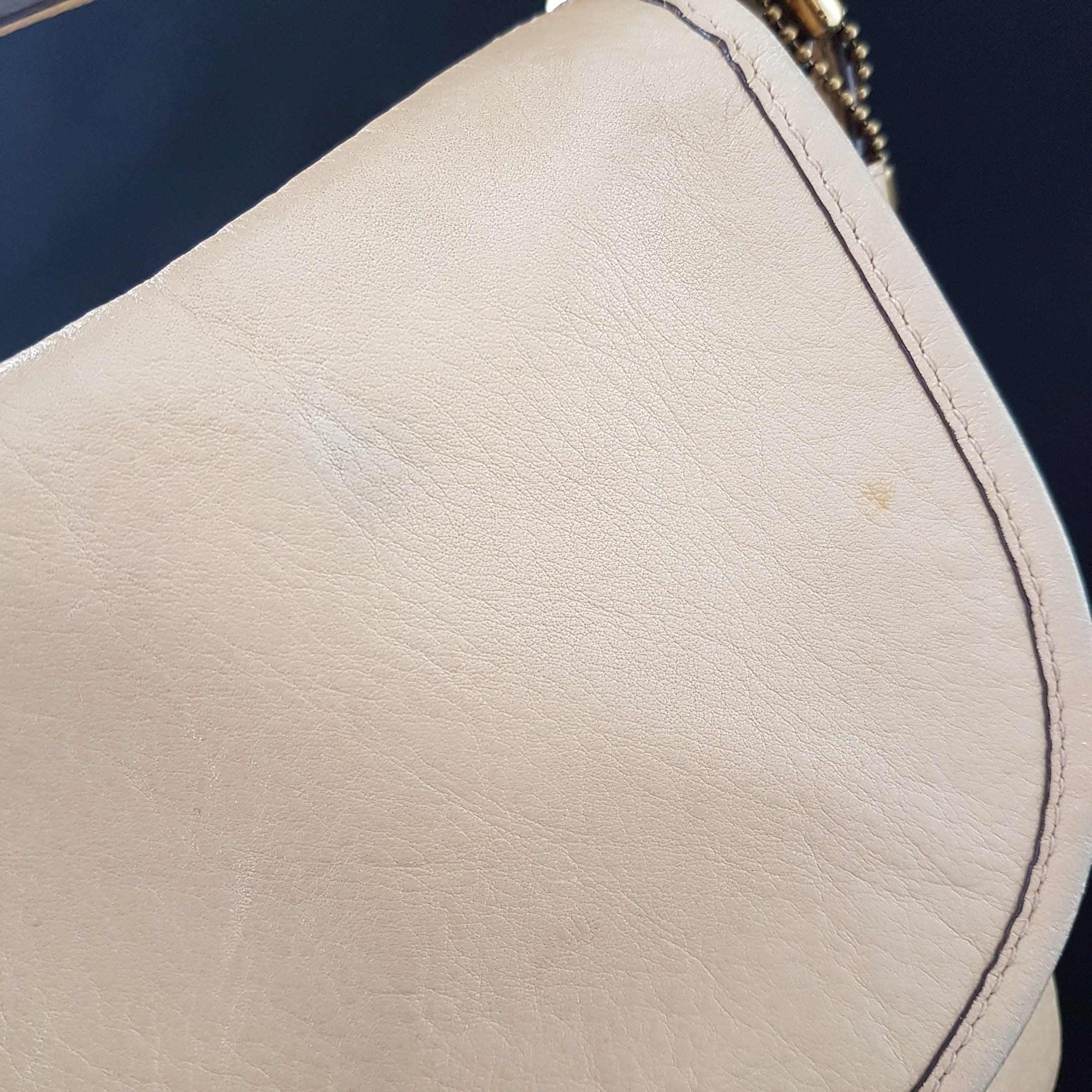Vintage COACH Tan Leather Crossbody Bag With Adjustable Vintage COACH Tan Leather Crossbody Bag With Adjustable