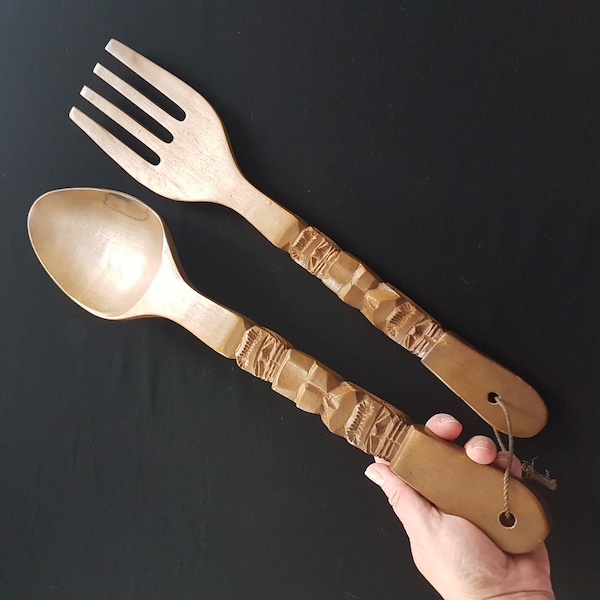 Wood Carved Giant Fork & Spoon, 21 Inch Vintage Large Tiki Totem Fork Spoon, Large Wooden Spoon Fork, Kitchen Decor, Wall Hanging