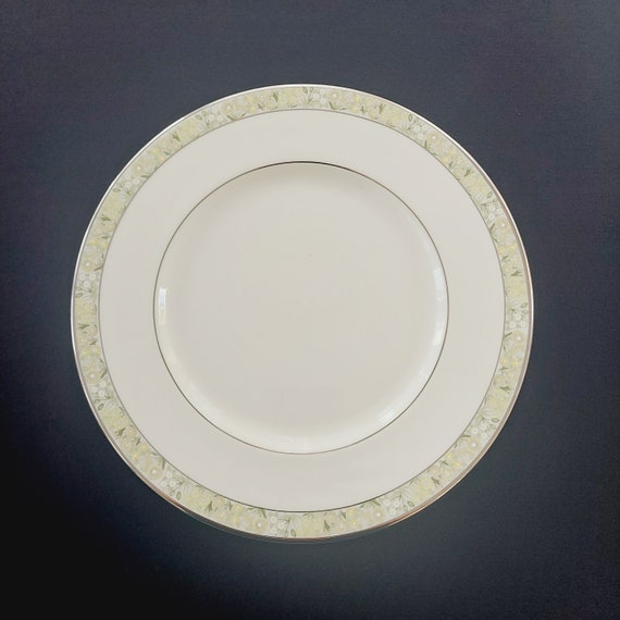 Vintage Minton Wimbledon Floral Bone China Dinner Plates Set of 2 English Fine Dinnerware