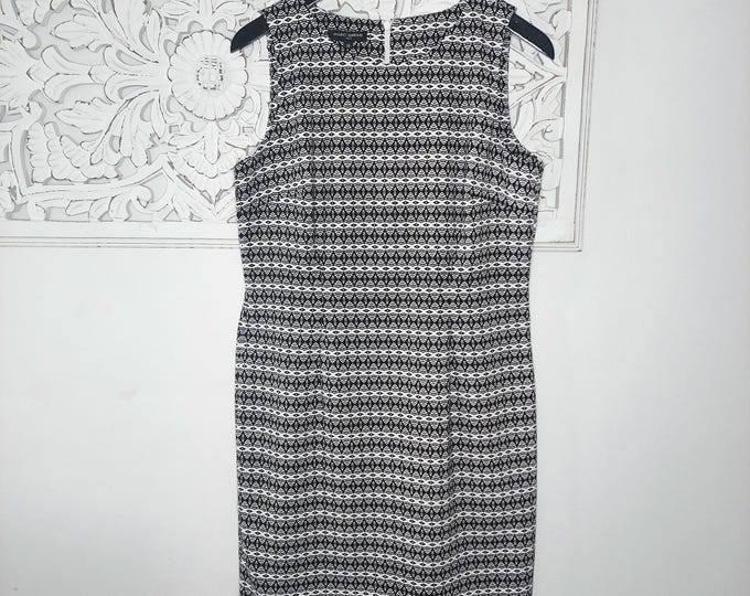 Mario Serrani Geometric Print Sleeveless Sun Dress Black White Size 12 Vintage Summer Fashion