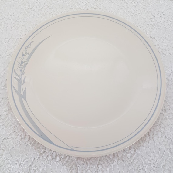 4pc Corelle by Corning Blue Lily on Cream Dinner Plate Set