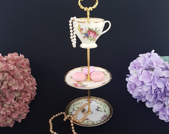 Cake Stands by Me A Hummingbird Heirloom