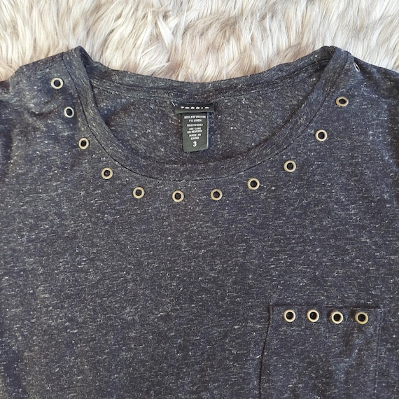 Plus Size Charcoal Gray Grommet Pocket T-Shirt 3X - Casual Business Top Street Wear