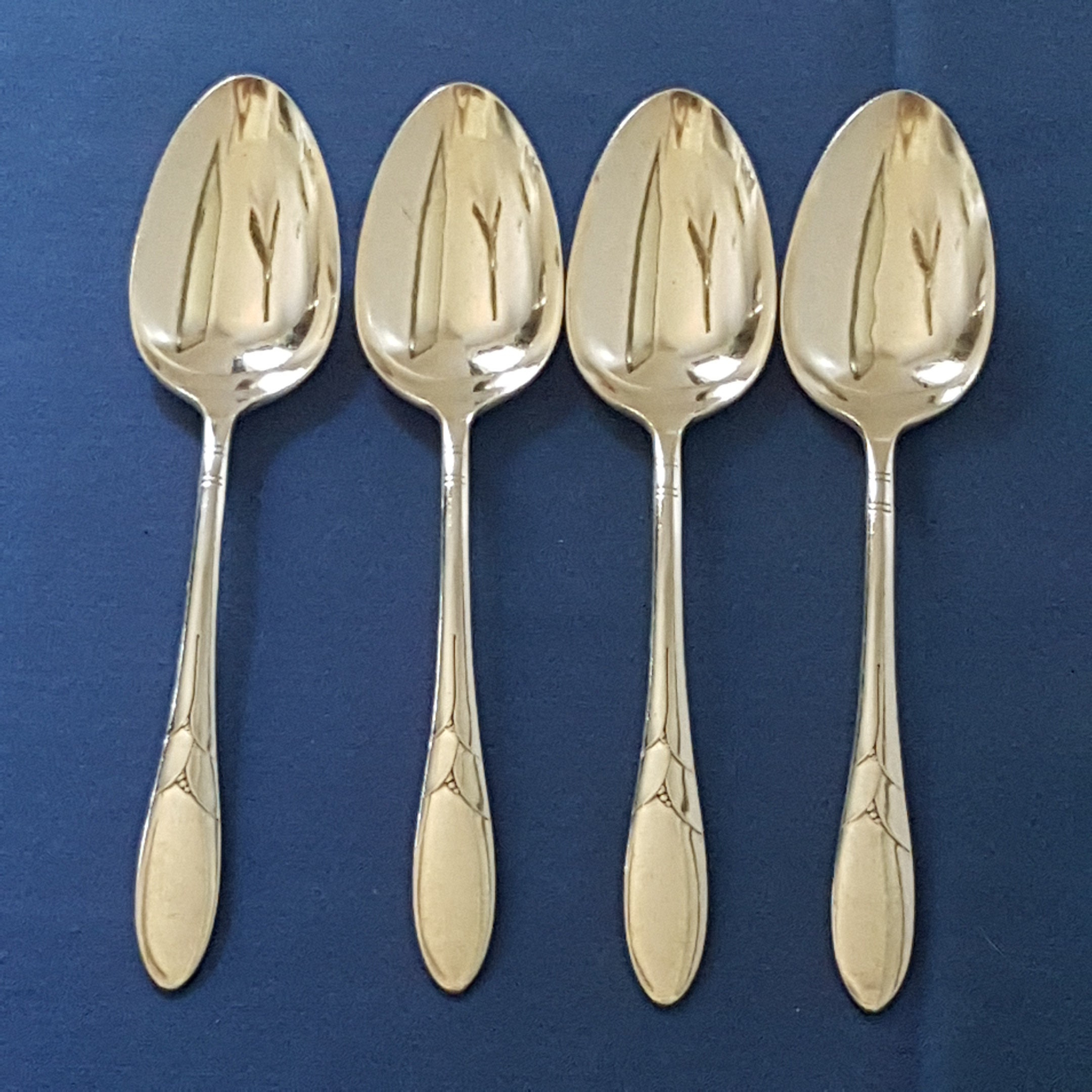 Vintage Lady Hamilton, Community Plate by Oneida, Set of 4 Oval Serving