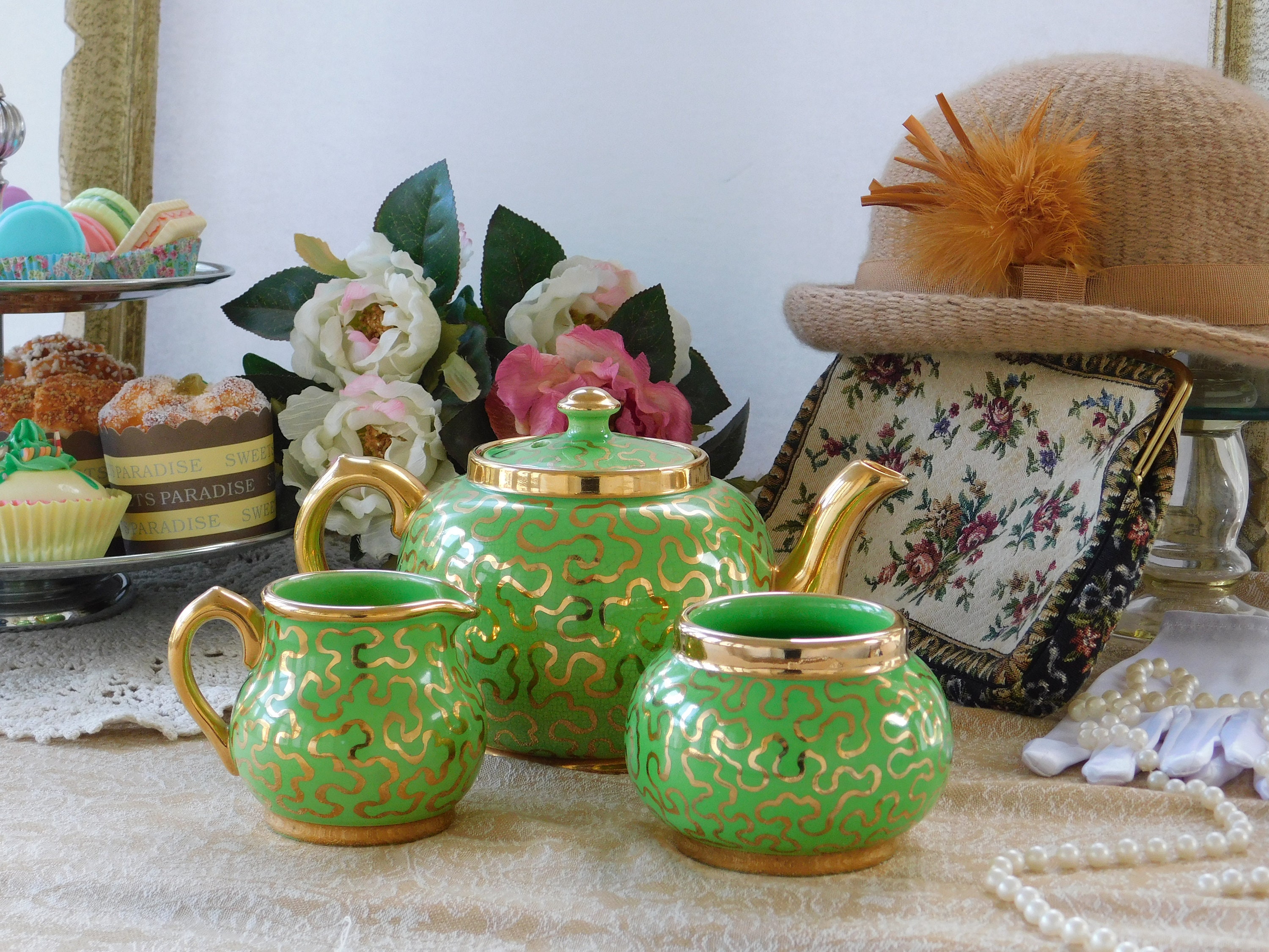 Vintage Lotus Swinging Teapot Travel Tea Set