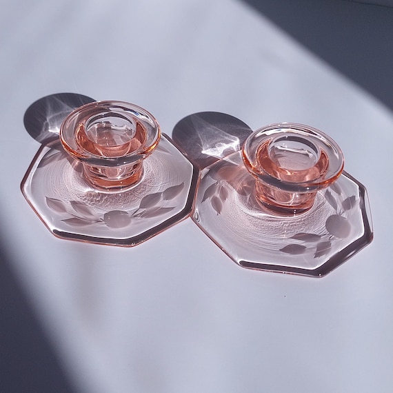 Vintage Pink Elegant Depression Glass Candlestick Holders (Pair) – 1930s Octagonal Low Taper Candle Stands with Etched Leaf Detail