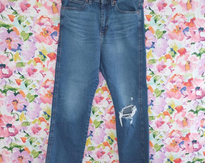 Signature by Levis Straus Heritage High-Rise Straight Leg - 32 Waist