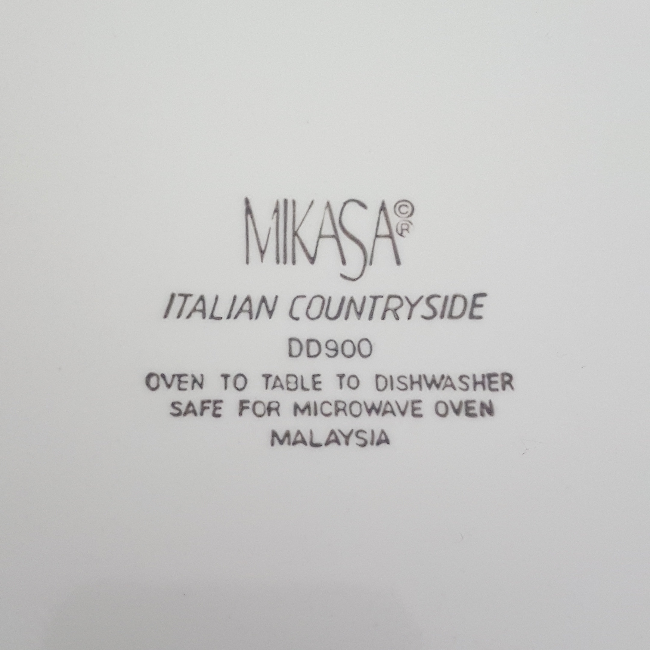 Mikasa ITALIAN COUNTRYSIDE Dinner Plates, 11 Inch, Sets of 2, Vintage All White Stoneware Plates