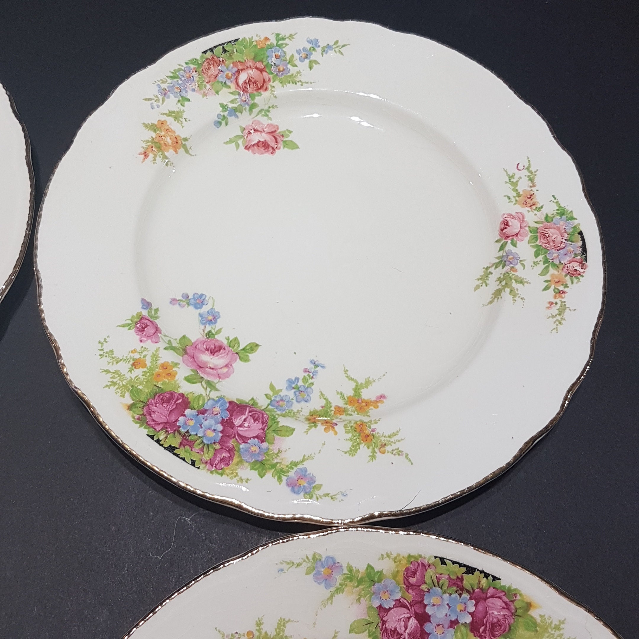 PICARDY ROSE Sovereign Potters Earthenware 8 Plates, Set of 4, Floral