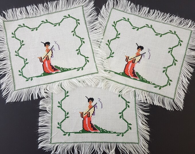 Vintage Hand Embroidery Geisha Cloth Napkins, Set of 3