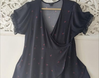 Vintage Plus Size 3X Black Red Rose Surplice Top with Chiffon Puff Sleeves