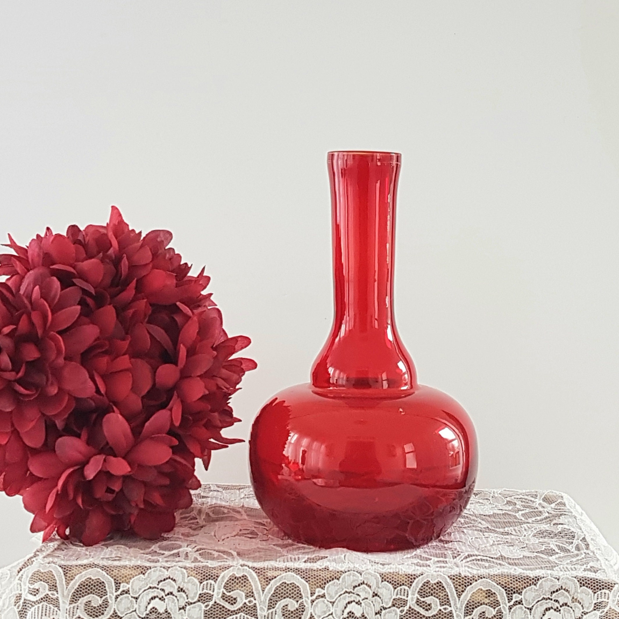 Vintage Blown Glass Red Flower Vase, 8.75 inch Tall