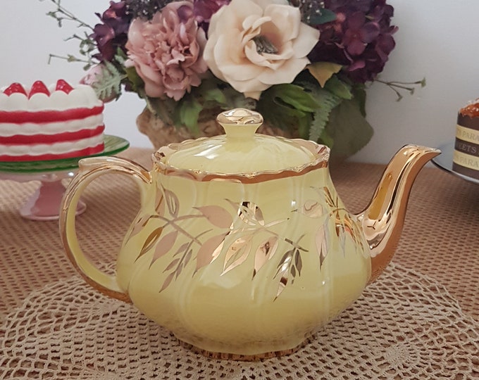 Vintage Yellow Teapot, Boston Made in England, Swirl, Gold Leaf, Gold Spout, English Teapot