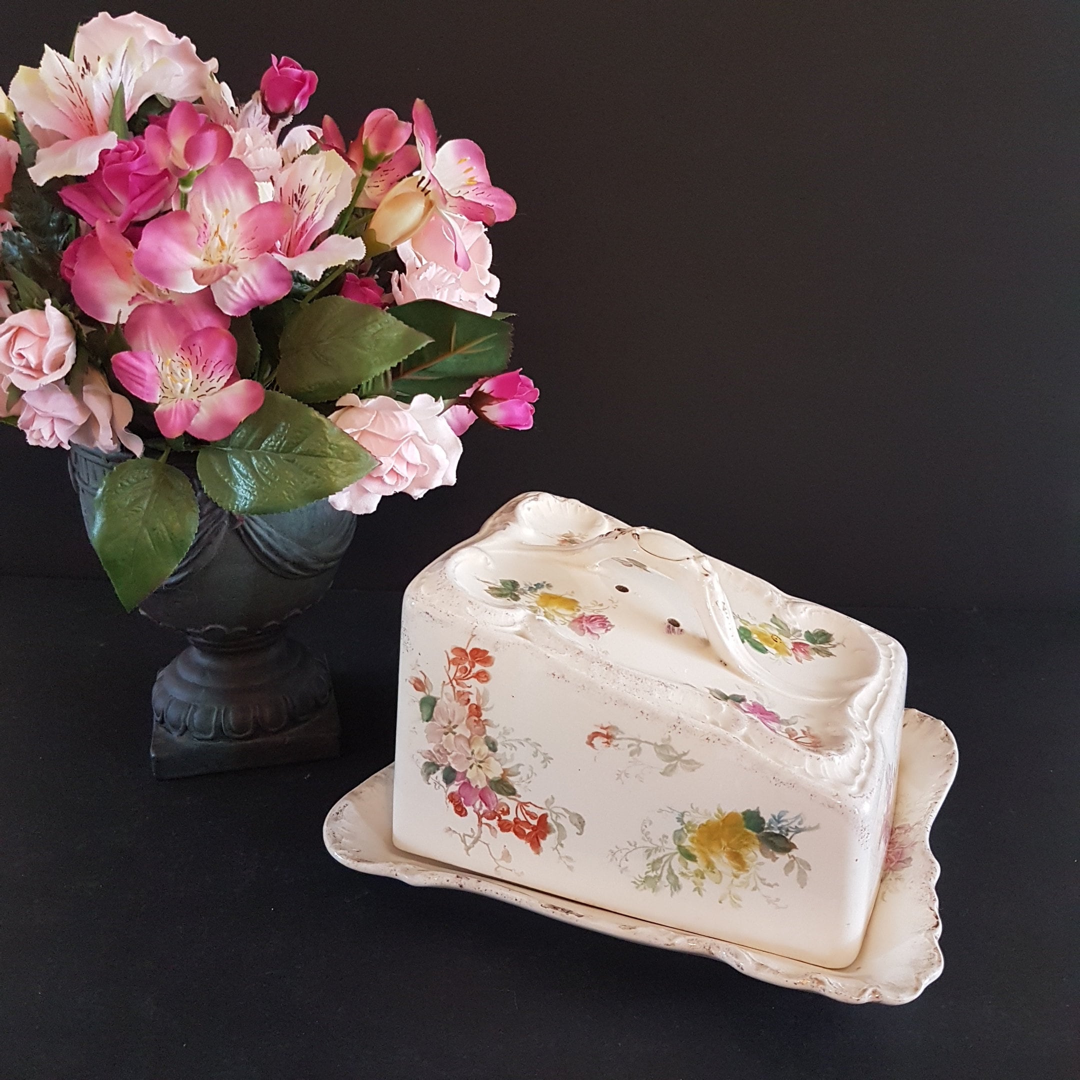 Antique Cheese Keeper, Franz Anton Mehlem Bonn Germany, Hand Painted